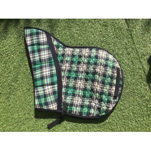 Tapis poney en forme de selle à carreaux