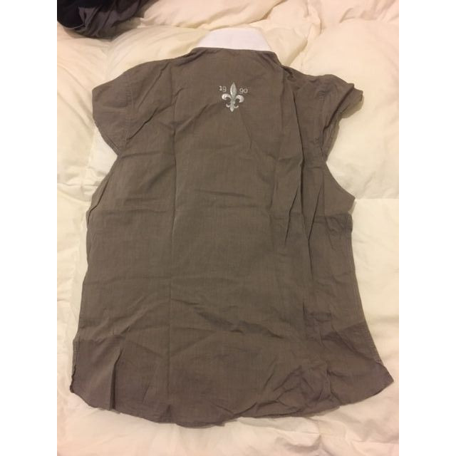 Chemise sans manche