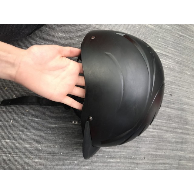 Bombe d’équitation fouganza noir