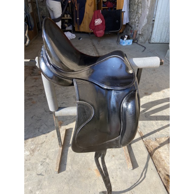 Selle de dressage Forestier