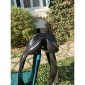 Selle de dressage à vendre