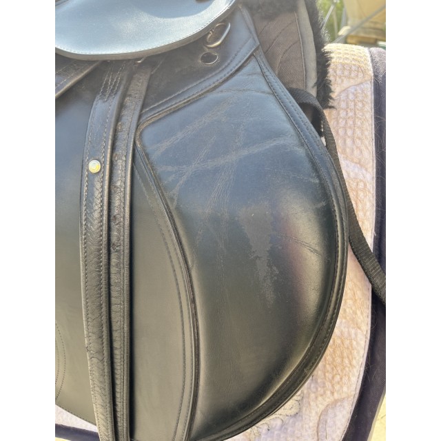 Selle mixte noir 16 pouces Teckna