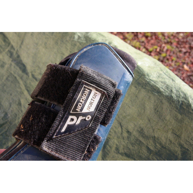 Lot de guêtres de marque Norton