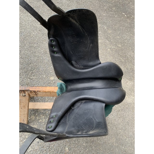 Selle dressage Devoucoux