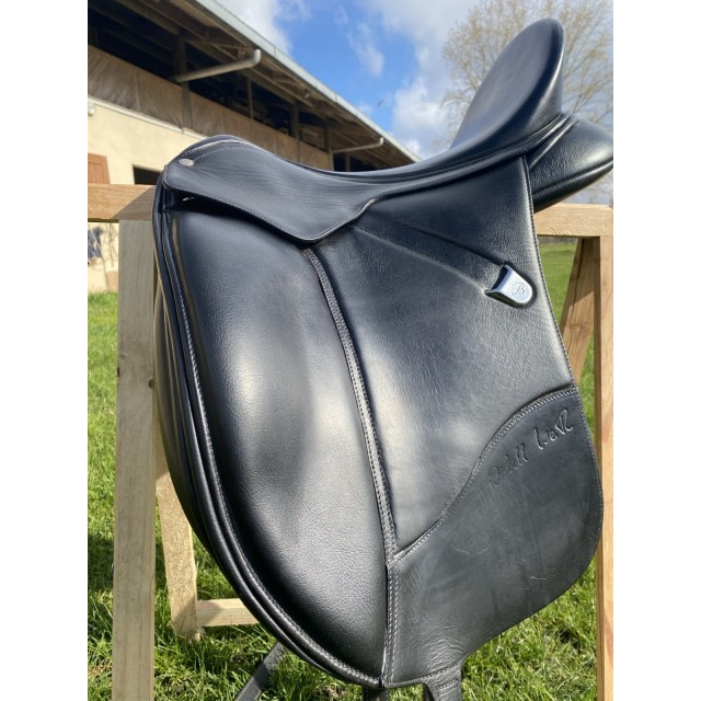 Selle dressage Bâtes