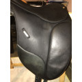 Selle de dressage WINTEC Isabell Werth 17"