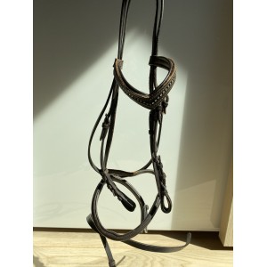 Filet marron avec strass