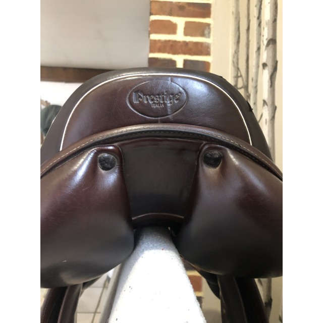 Selle prestige Versailles taille 17