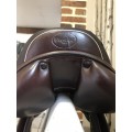 Selle prestige Versailles taille 17