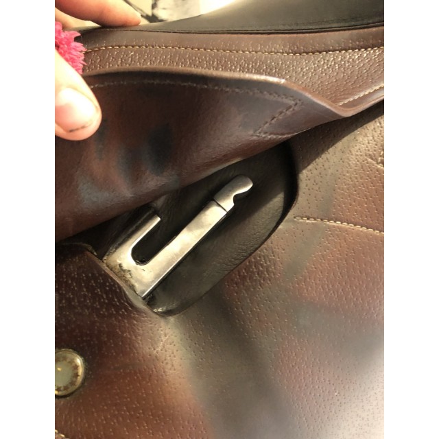 Selle prestige Versailles taille 17