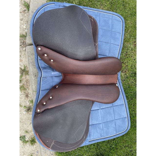 Selle DTA Éric Thomas et Antares