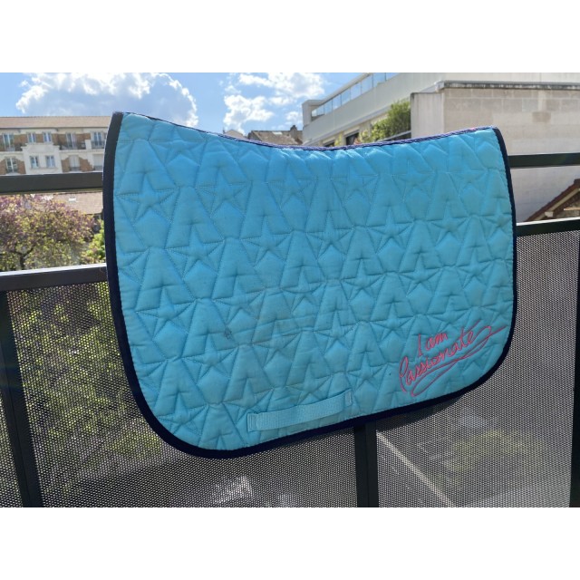 Tapis bleu turquoise