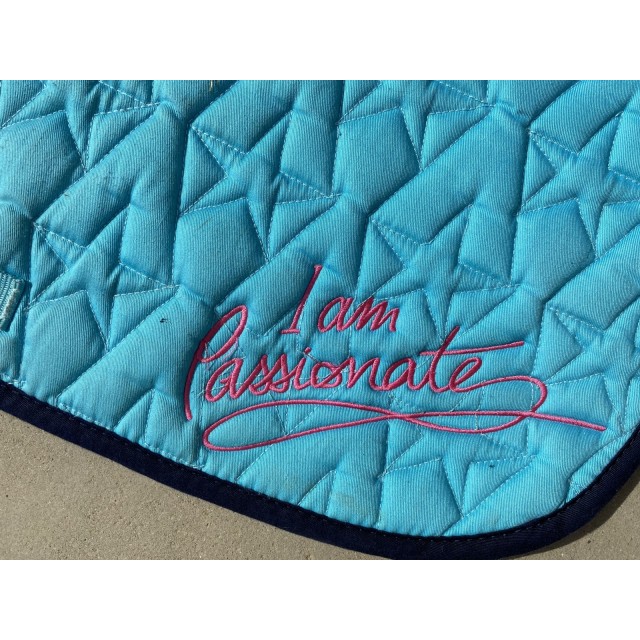 Tapis bleu turquoise