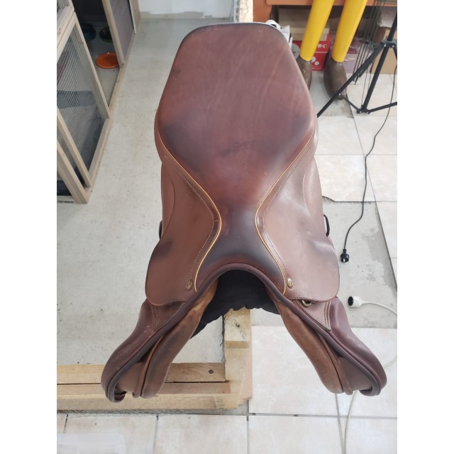 Selle Henri de Rivel. 17"