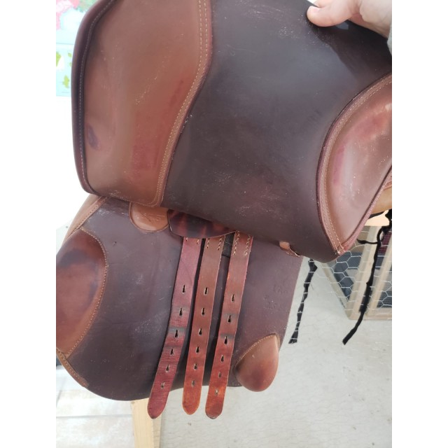 Selle Henri de Rivel. 17"