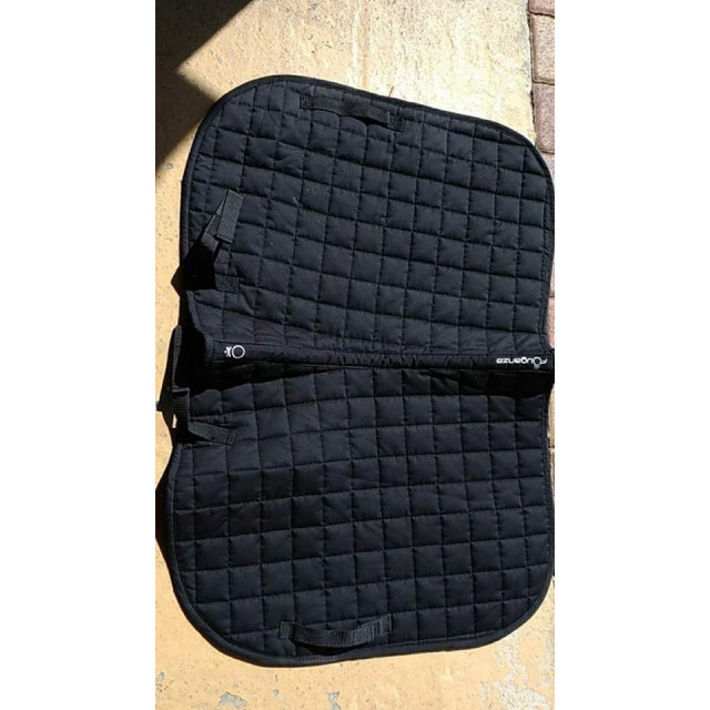 Tapis de selle marque Fouganza