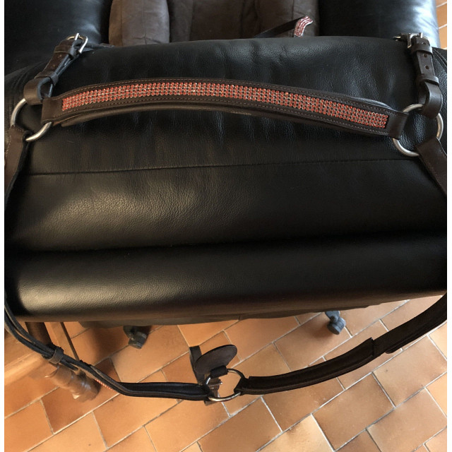 Collier de chasse strass rouge