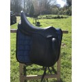 Selle de dressage noire CHILDERIC