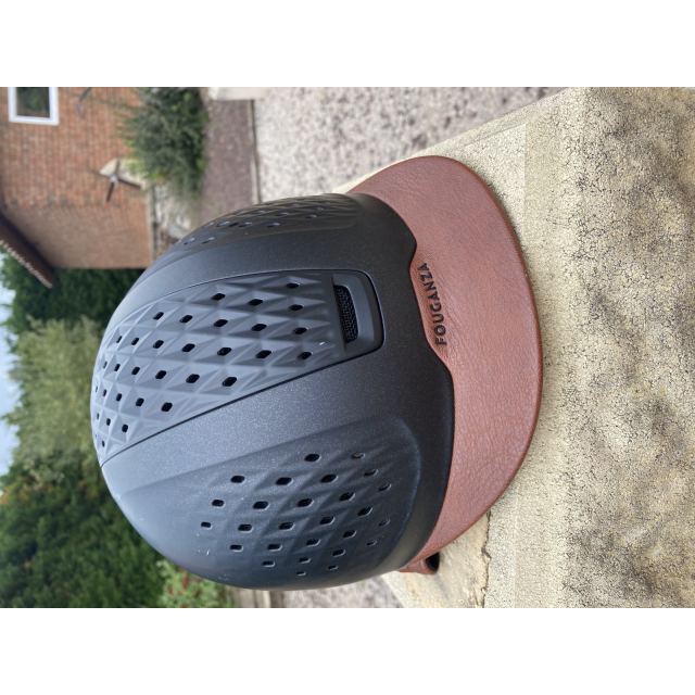 CASQUE ÉQUITATION 900 MARRON/NOIR + SAC