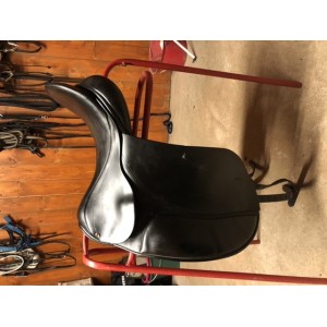 Dressage selle