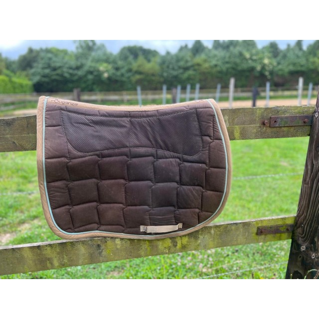 Tapis avec ammortisseur integré