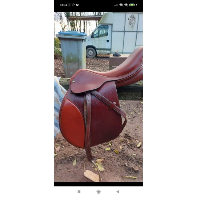 Selle ST LOURDES
