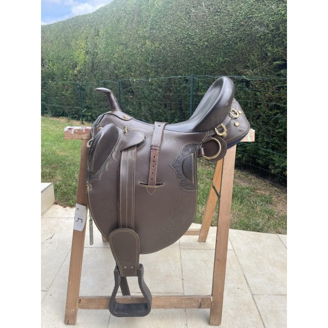 selle randonnée/camarguaise