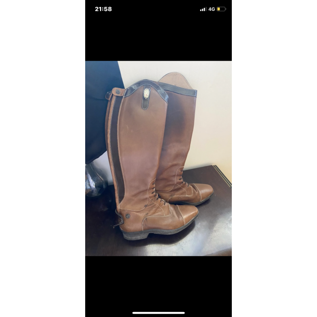 Bottes fellini