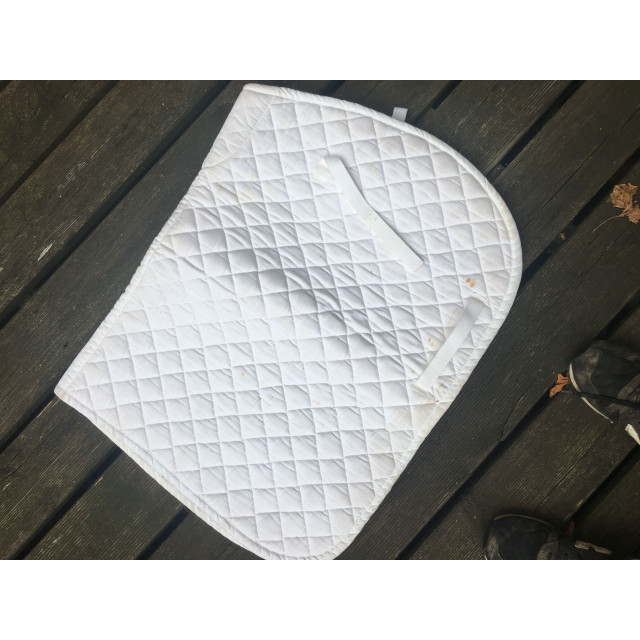 Tapis blanc,