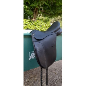 Selle de dressage advantage Henri de rivel