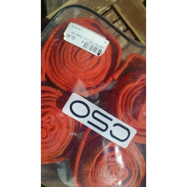 Bandes oranges