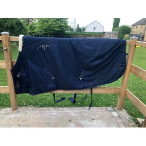 Couverture intérieur DYON