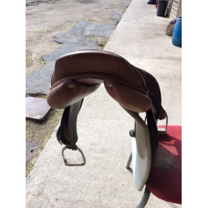 Selle Godignon Jumpin One 17" de 2011