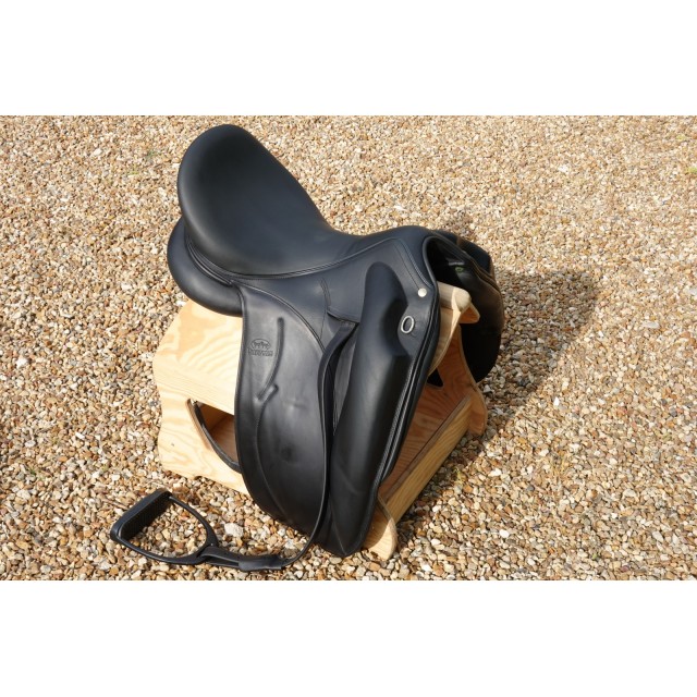 Selle dressage Devoucoux