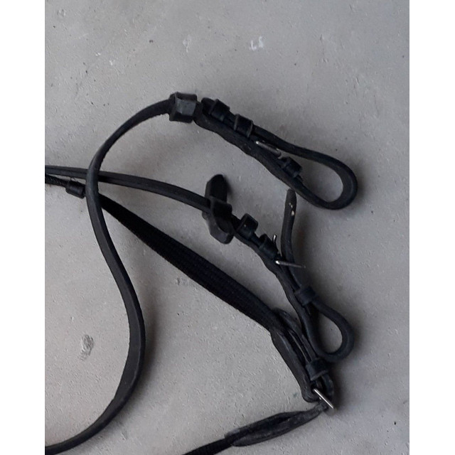Rênes sangle et cuir noires