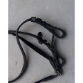 Rênes sangle et cuir noires