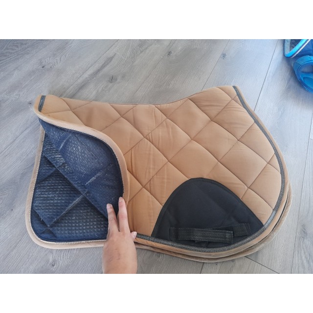 Tapis equitheme camel