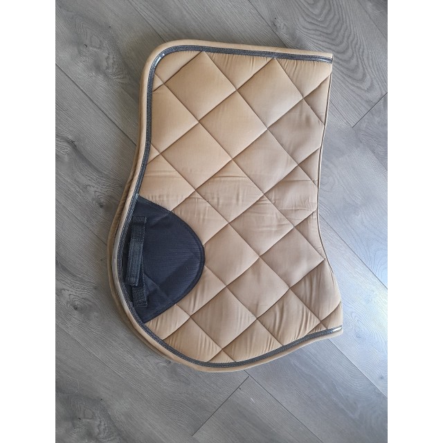 Tapis equitheme camel