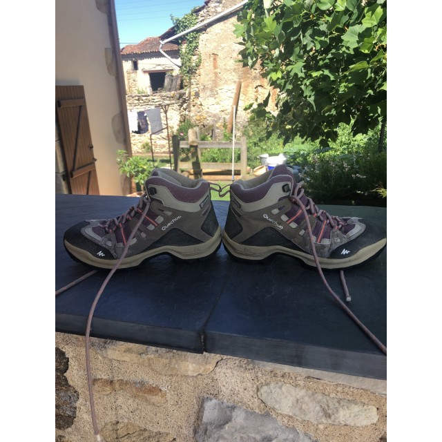 Chaussure de marche quechua