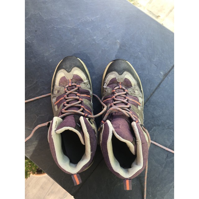 Chaussure de marche quechua