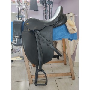 Selle dressage 17 pouces