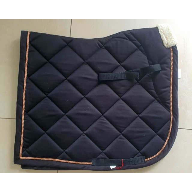 Tapis noir et rose gold DRE