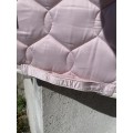Tapis rose poudré eskadron