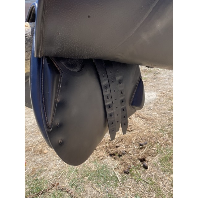 Selle noir OSIRIS 18’´
