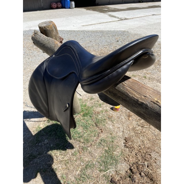 Selle noir OSIRIS 18’´