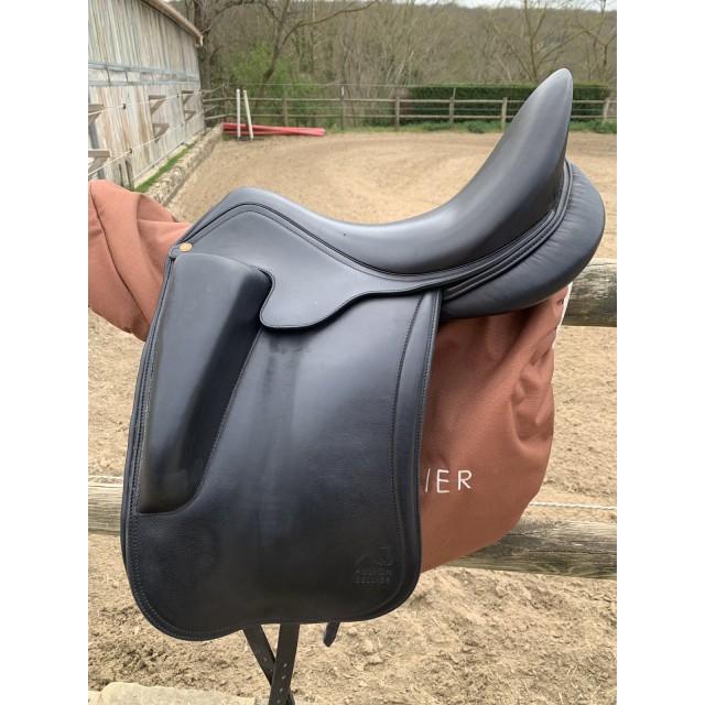 Selle Aulion 2021 noire excellent état