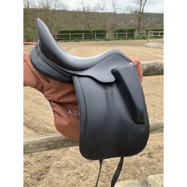 Selle Aulion 2021 noire excellent état