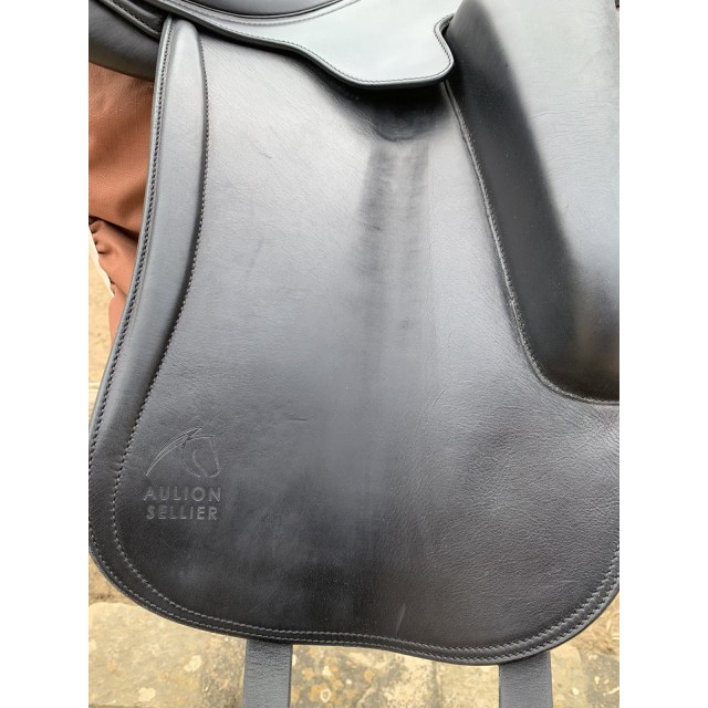 Selle Aulion 2021 noire excellent état