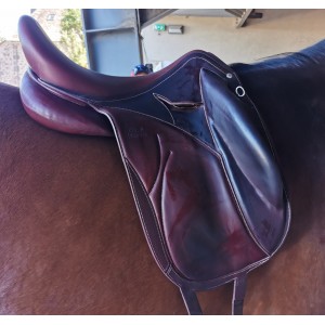 Selle de dressage Devoucoux Makila lab