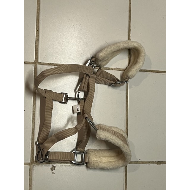 Licol beige moumoute